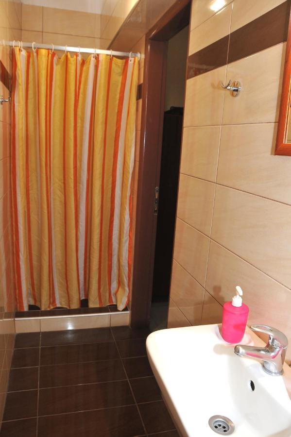 Guesthouse Bloutsos Rooms Kastrákion Екстериор снимка