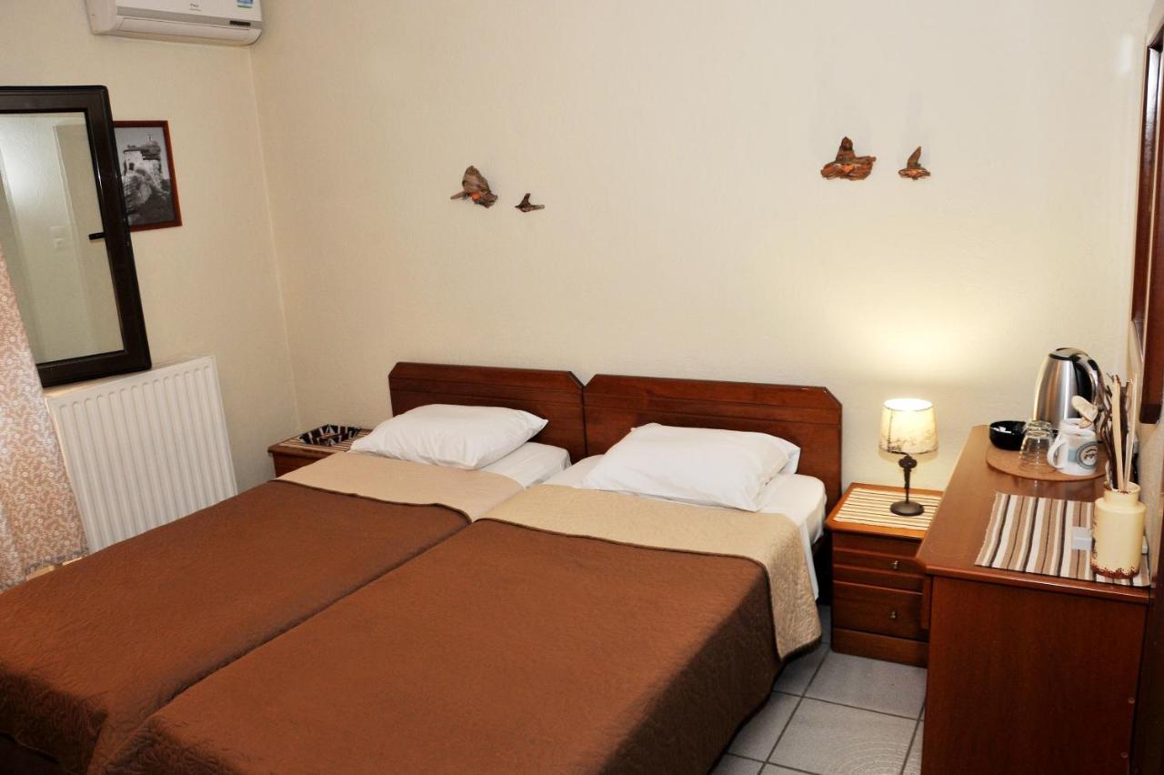 Guesthouse Bloutsos Rooms Kastrákion Екстериор снимка
