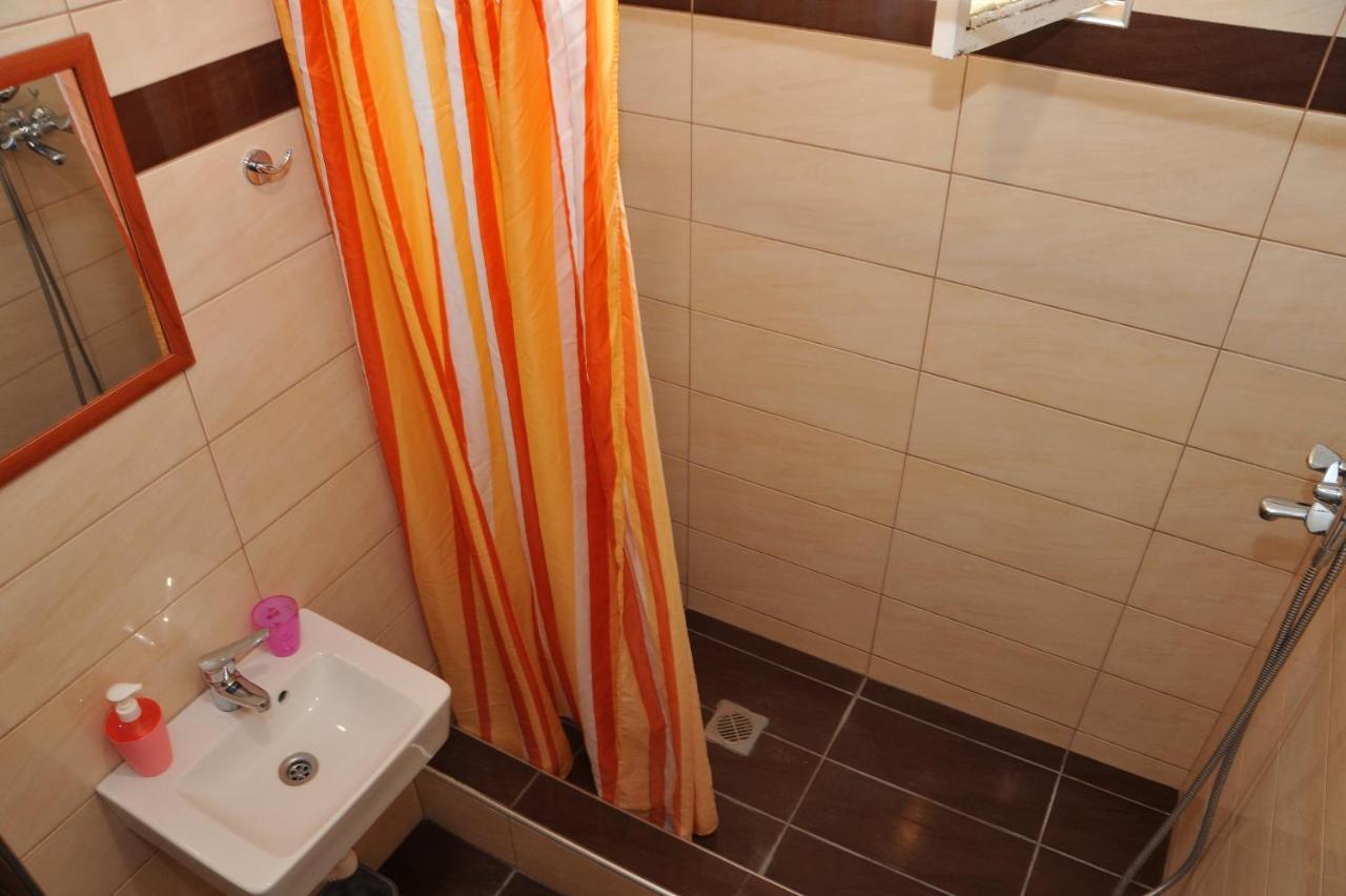 Guesthouse Bloutsos Rooms Kastrákion Екстериор снимка
